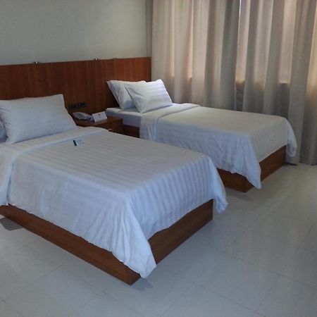 Parkway Hotel Surigao Exterior foto