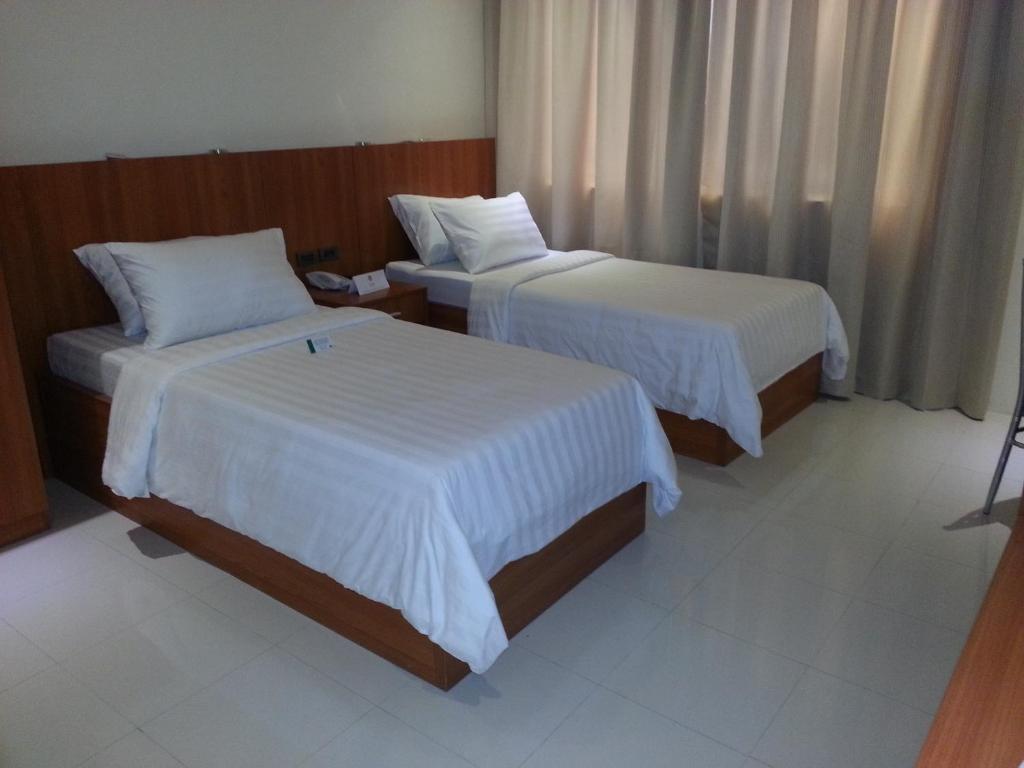 Parkway Hotel Surigao Exterior foto